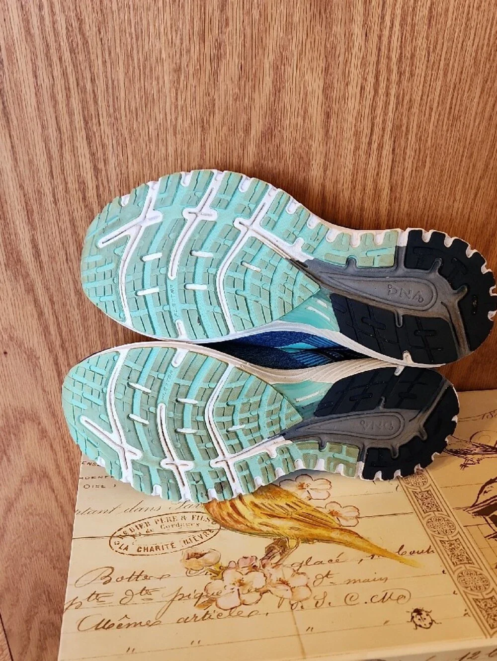 Brooks Adrenaline GTS 18 Pull Blue and Teal Running Shoe
